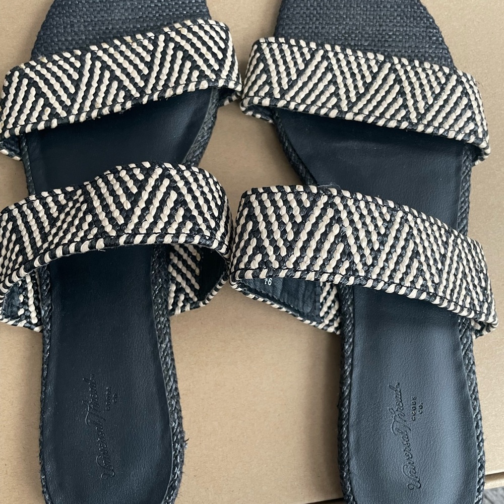 Aztec print slides